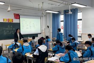 重武器对轰！瓦兰丘纳斯半场12中8砍17分3板 对位约基奇丝毫不虚